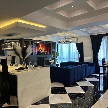 Hidden Gem at Makati Apartment Manila Bagian luar foto