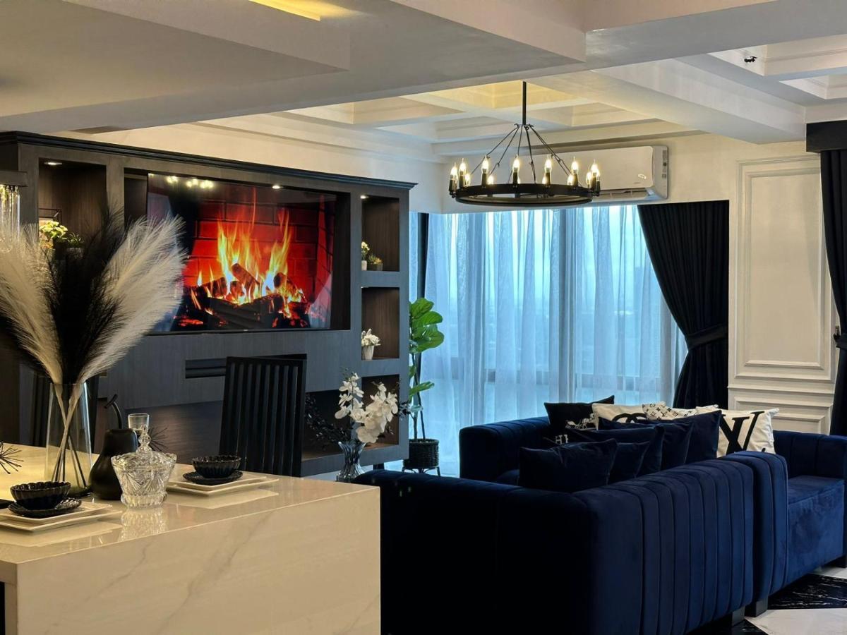 Hidden Gem at Makati Apartment Manila Bagian luar foto
