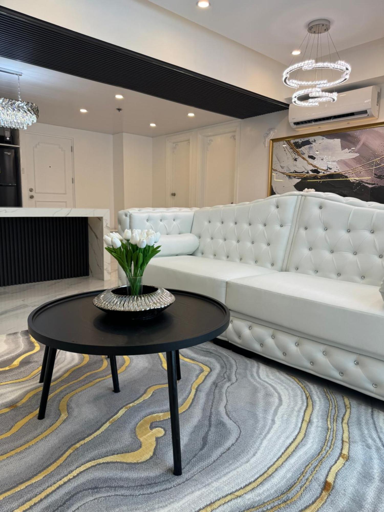 Hidden Gem at Makati Apartment Manila Bagian luar foto