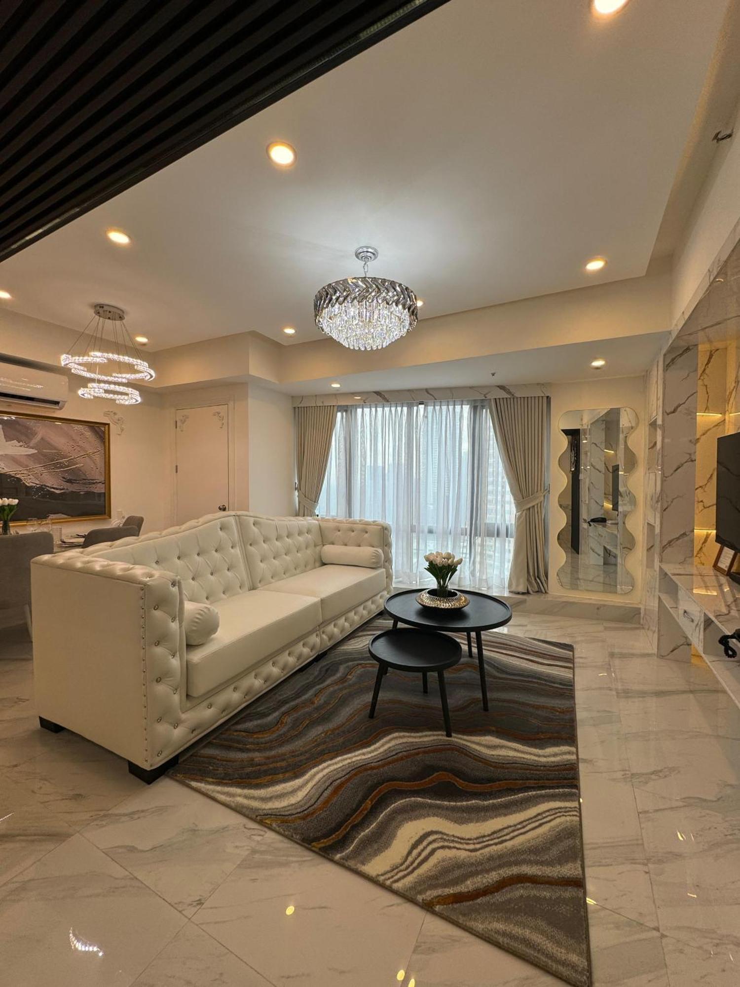 Hidden Gem at Makati Apartment Manila Bagian luar foto
