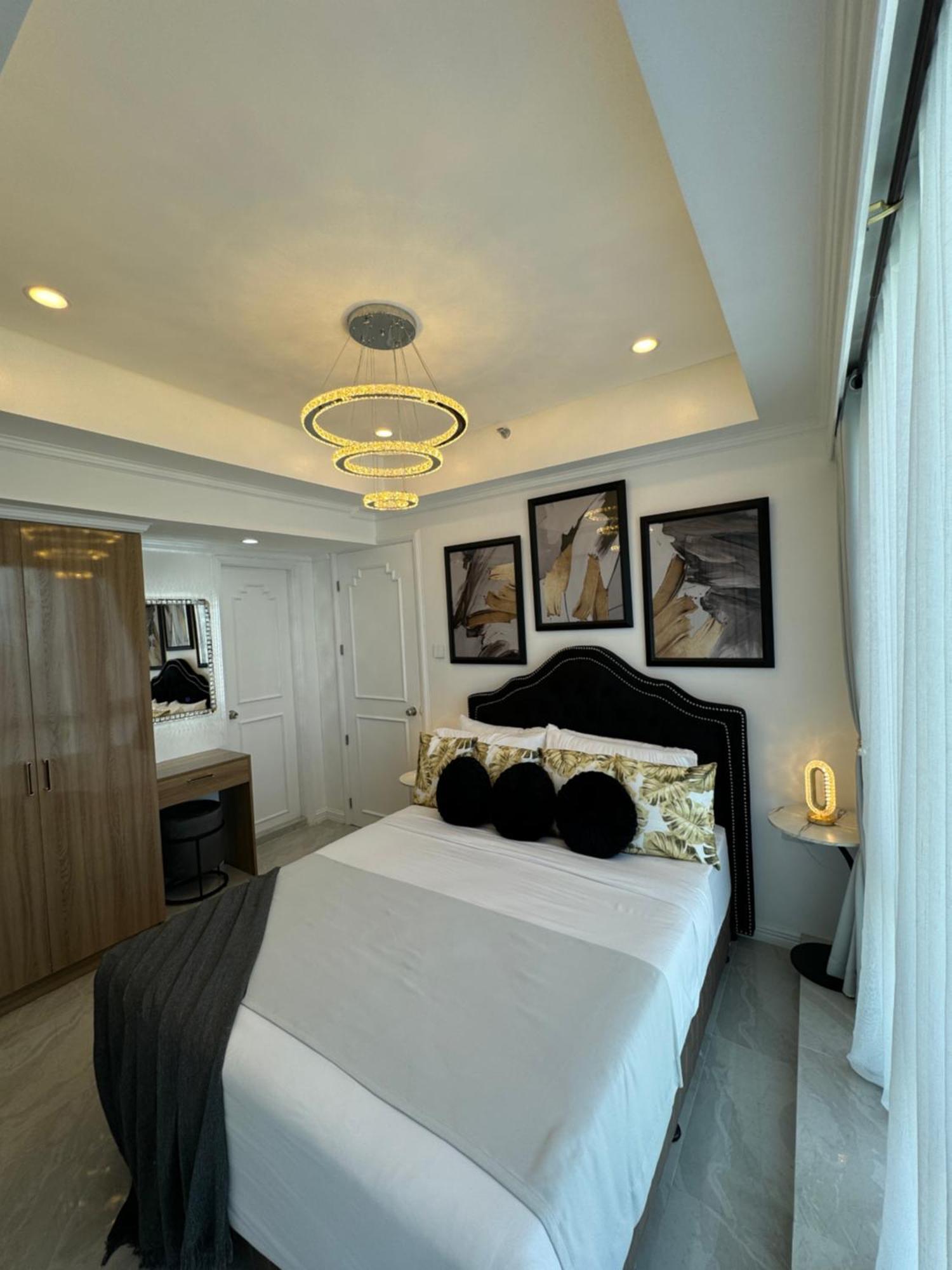 Hidden Gem at Makati Apartment Manila Bagian luar foto
