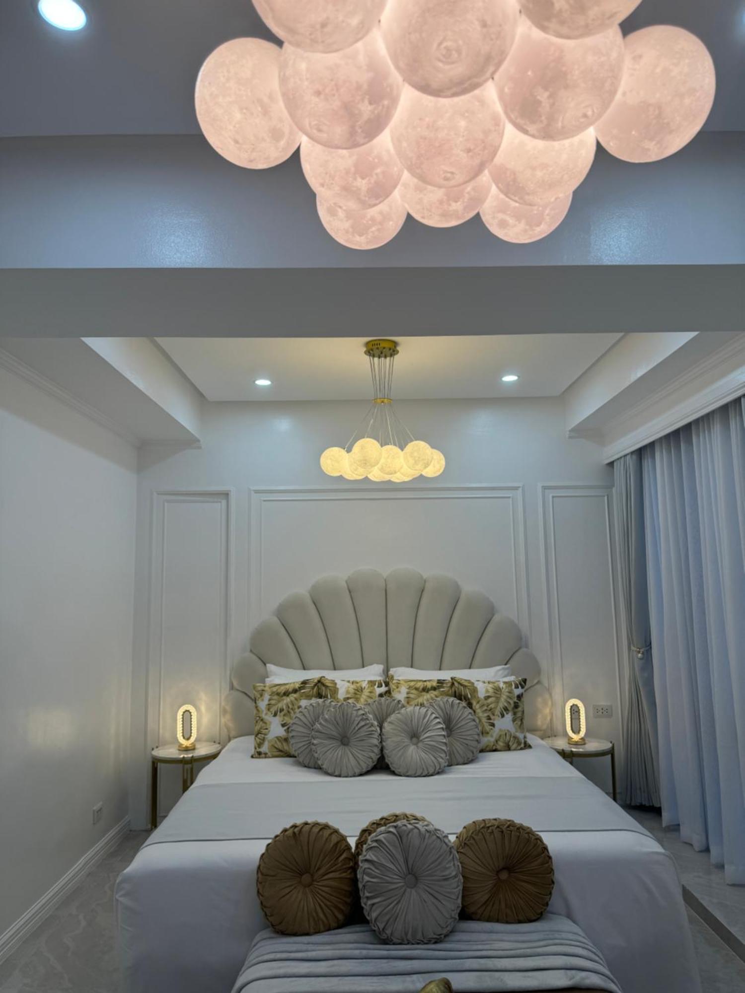 Hidden Gem at Makati Apartment Manila Bagian luar foto